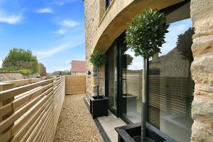 Cowling Wood- click for photo gallery